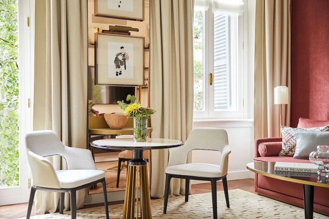Four Seasons Hotel Milano-Premium Room, 1 King Bed, Garden View-5