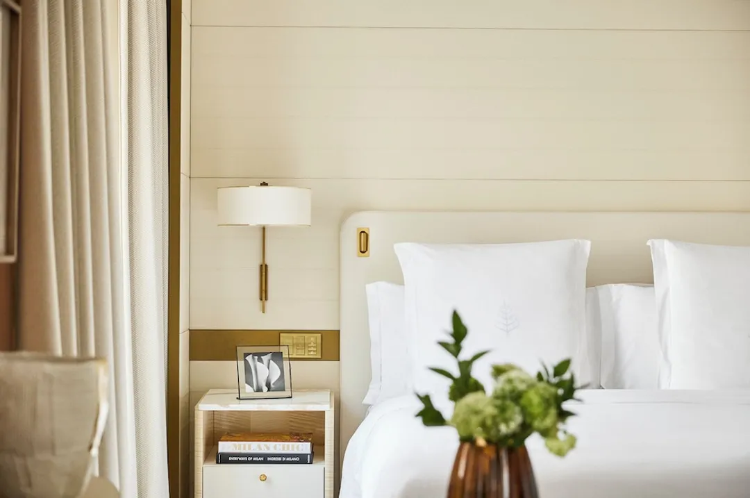 Four Seasons Hotel Milano-Premium Room, 1 King Bed, Garden View-2