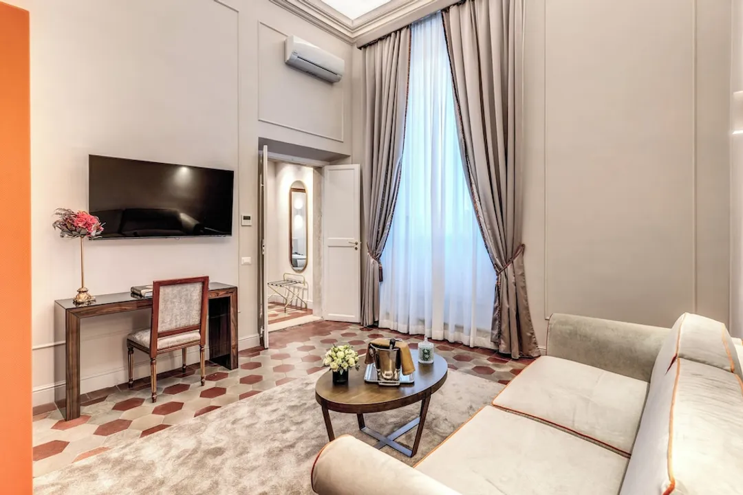 Eitch Borromini Palazzo Pamphilj-Deluxe Suite, 1 King Bed with Sofa bed-10