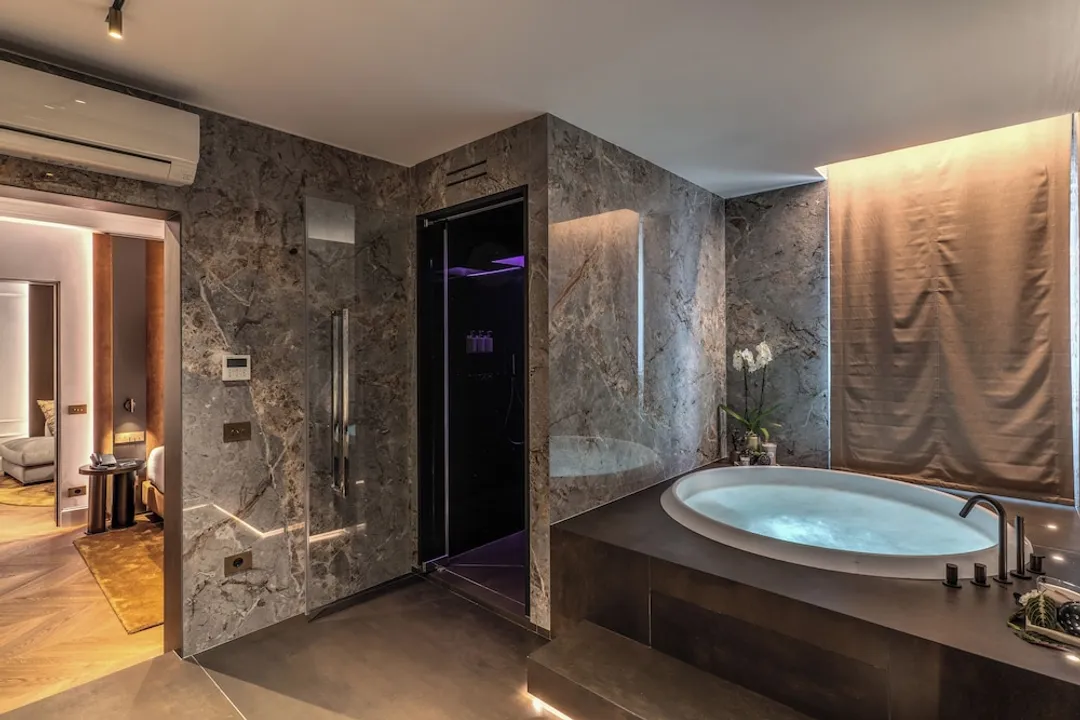 Eitch Borromini Palazzo Pamphilj-Romantic Suite-8