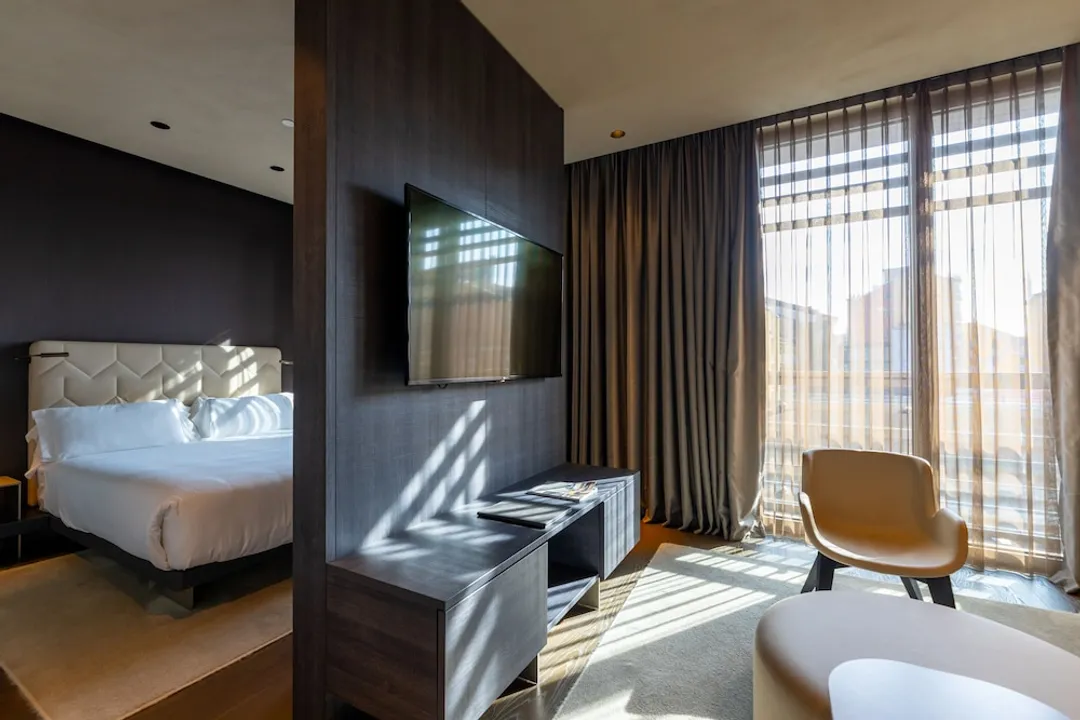 Hotel Viu Milan, a Member of Design Hotels-Junior Suite-1