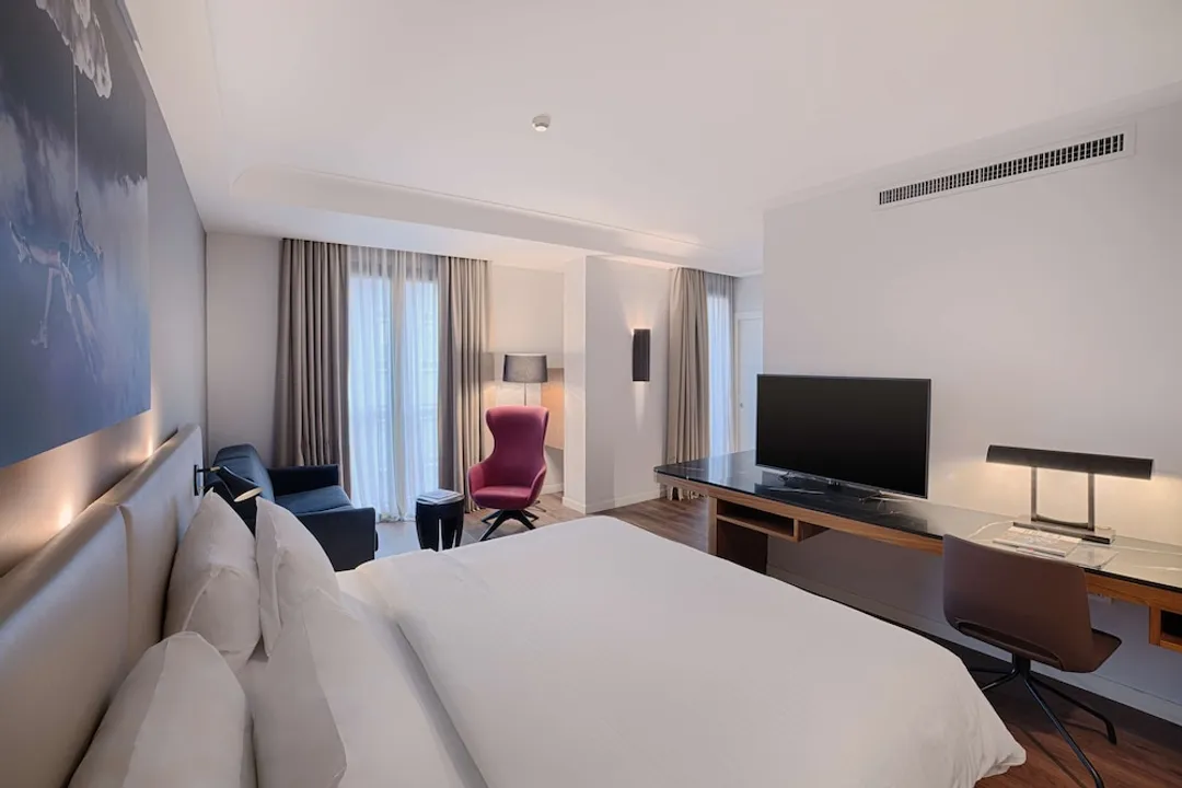 Radisson Blu Hotel, Milan-Family Room, Accessible-5