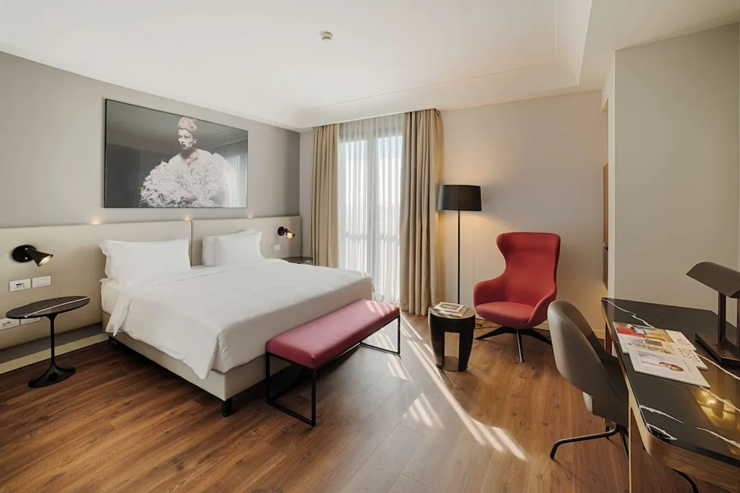 Radisson Blu Hotel, Milan-Superior Room-1