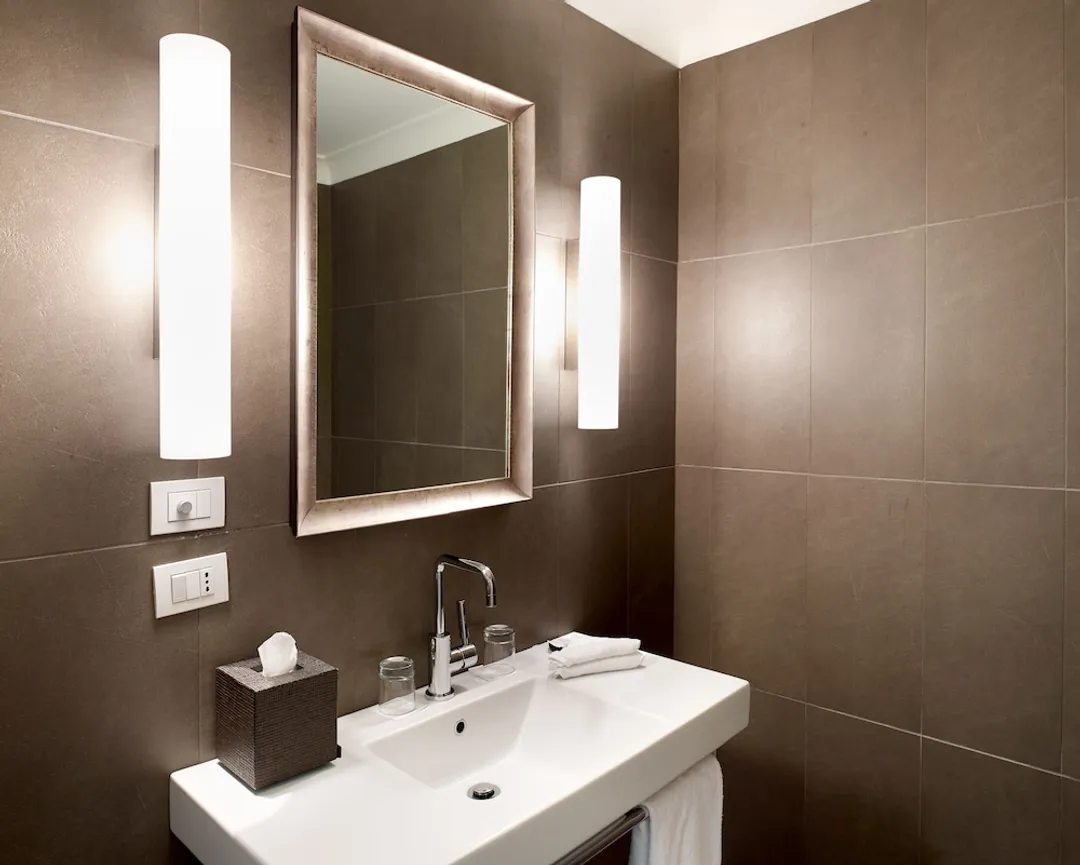 Radisson Blu Hotel, Milan-Superior Room (High Floor)-7