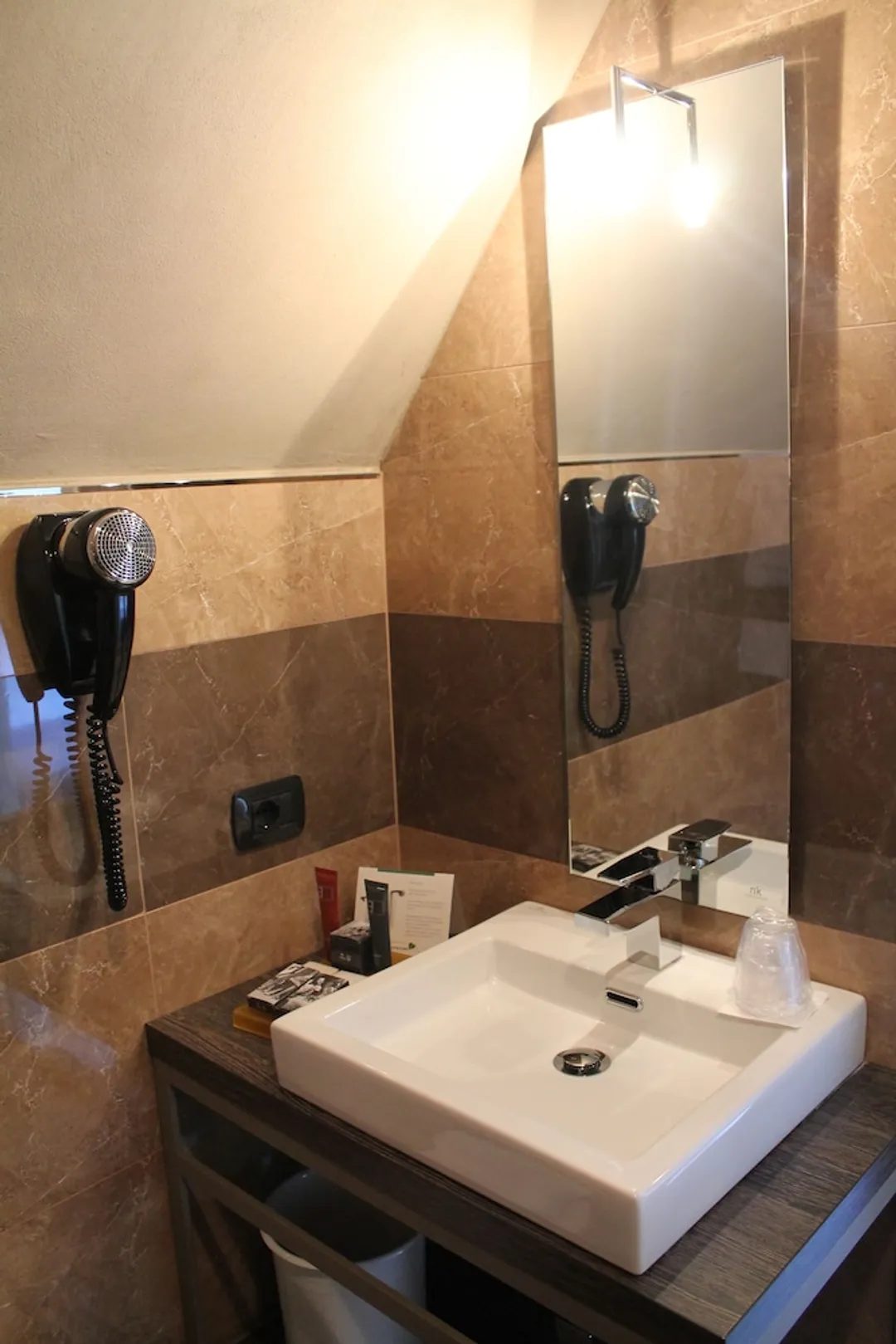 Hotel Mozart-Triple Room-5