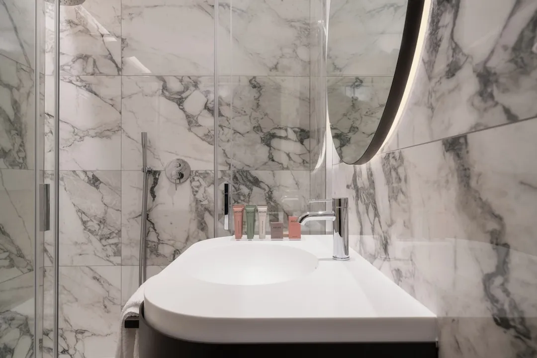 Hotel Mozart-Superior Room-5