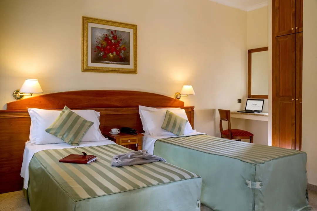 Marini Park Hotel-Triple Room-1