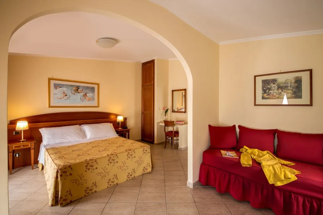 Marini Park Hotel-Quadruple Room-4