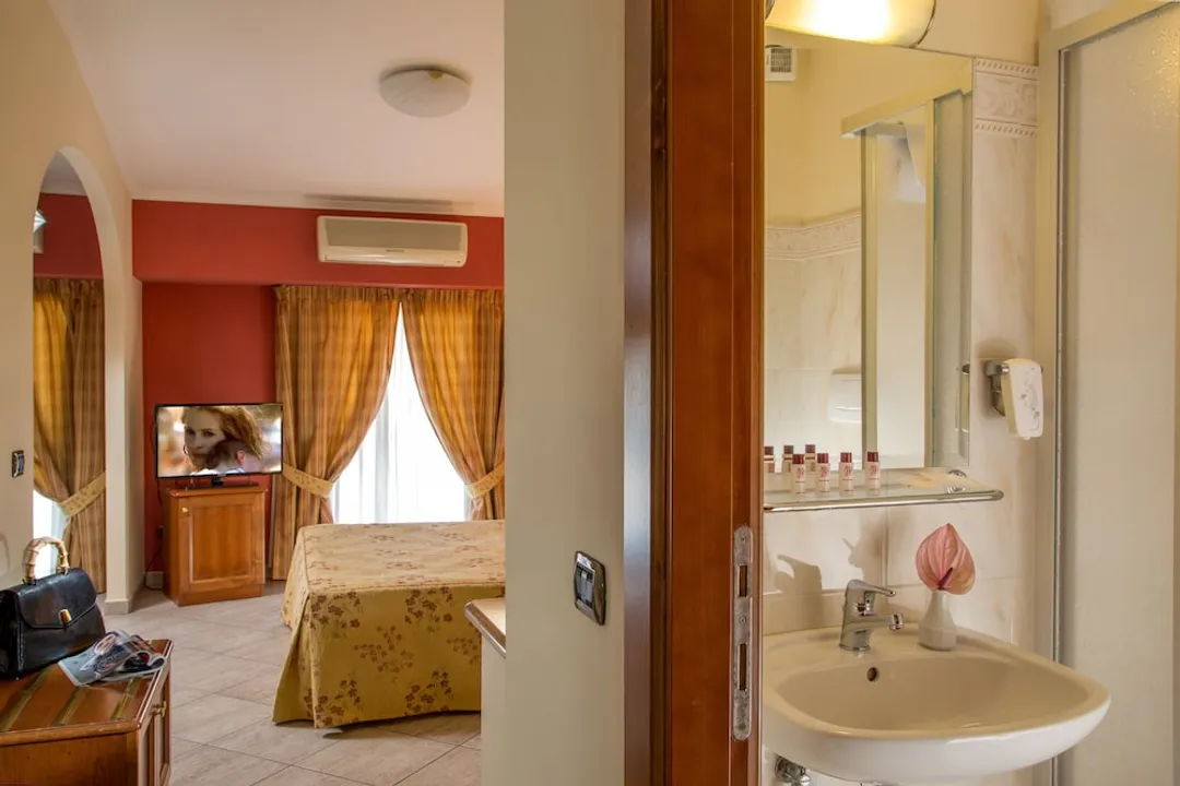 Marini Park Hotel-Quadruple Room-1