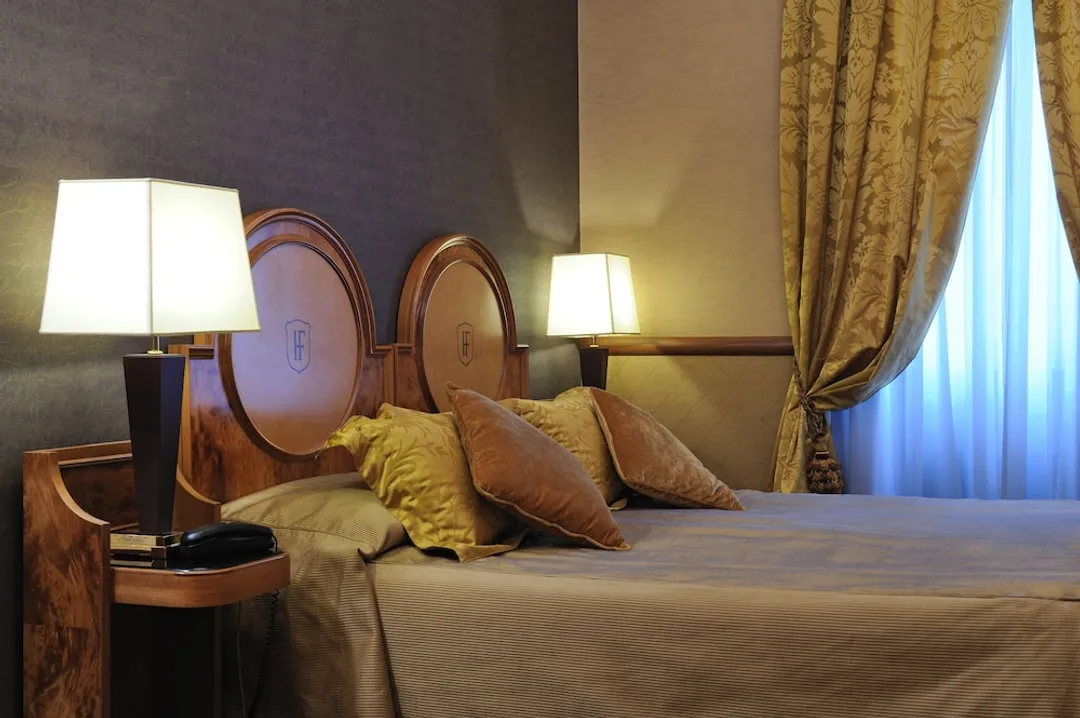 Hotel Farnese-Triple Room-2