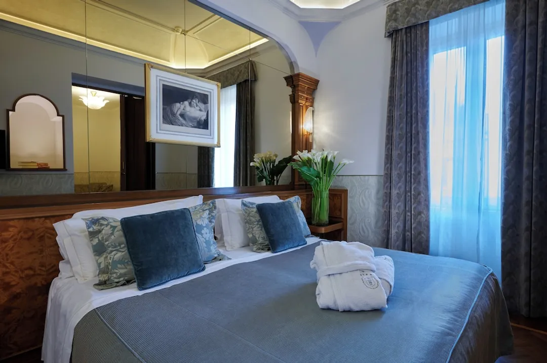 Hotel Farnese-Junior Suite-4