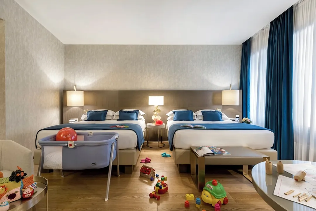 Rosa Grand Milano - Starhotels Collezione-Family Quadruple Room-2