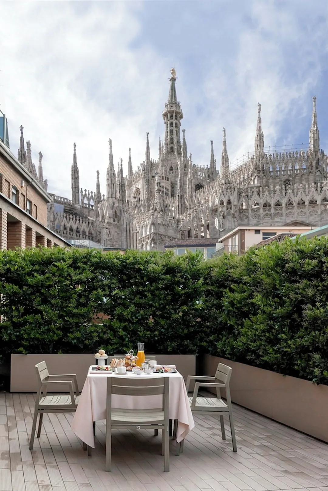 Rosa Grand Milano - Starhotels Collezione-Deluxe Double Room (Duomo View)-1