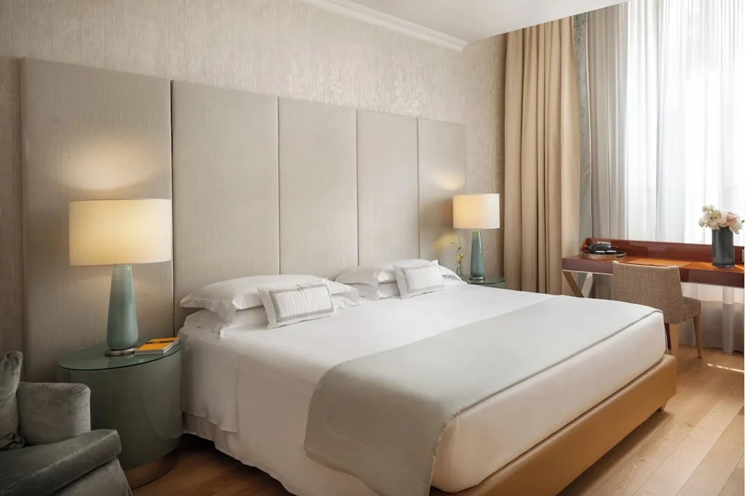 Rosa Grand Milano - Starhotels Collezione-Rosa Grand Suite-8