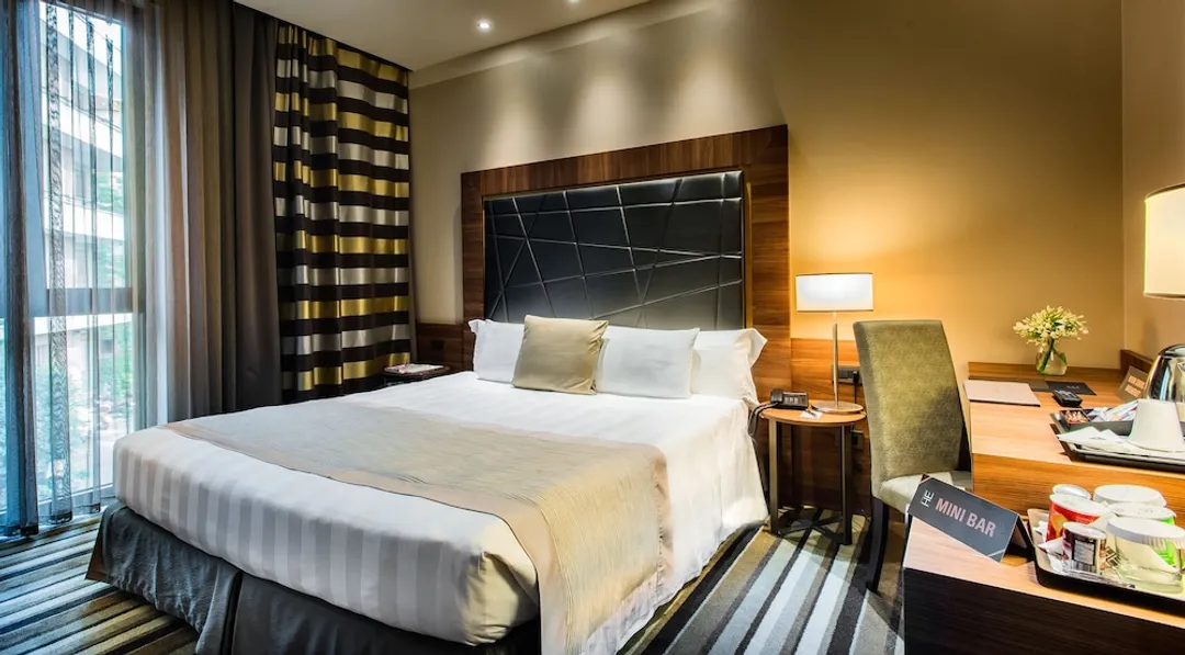 Uptown Palace-Single Room-1