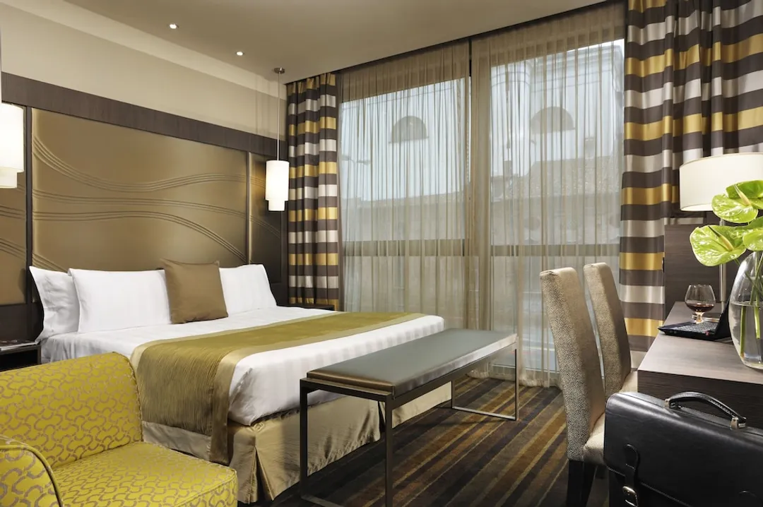 Uptown Palace-Superior Room-1