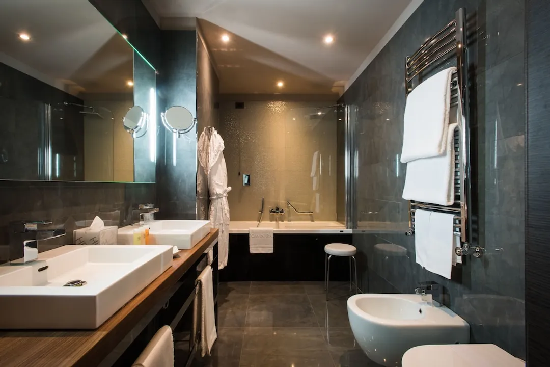 Uptown Palace-Junior Suite-4