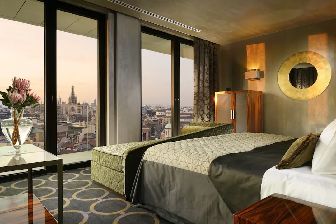 Uptown Palace-Presidential Suite (Duomo view)-2