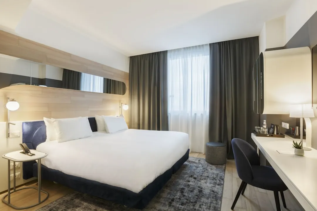 voco Milan - Fiere by IHG-Standard Room, 1 King Bed, Accessible-4