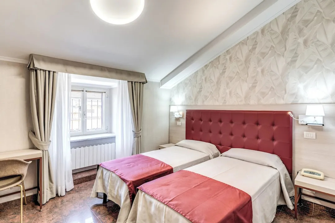 Hotel Milo-Superior Double Room-3