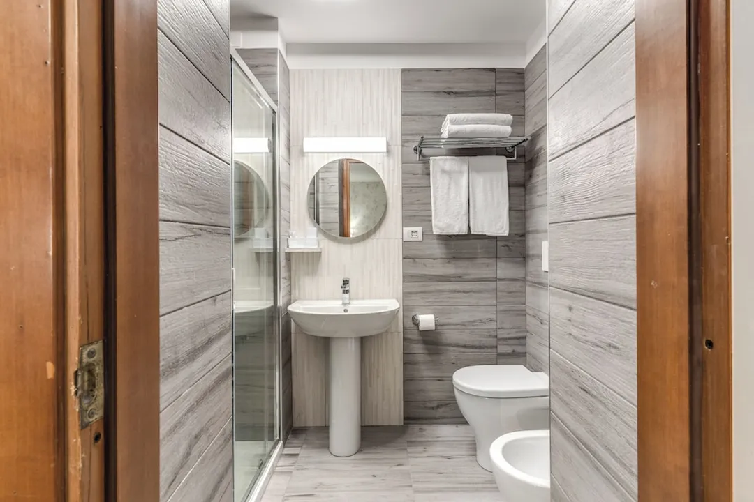 Hotel Milo-Superior Triple Room-4