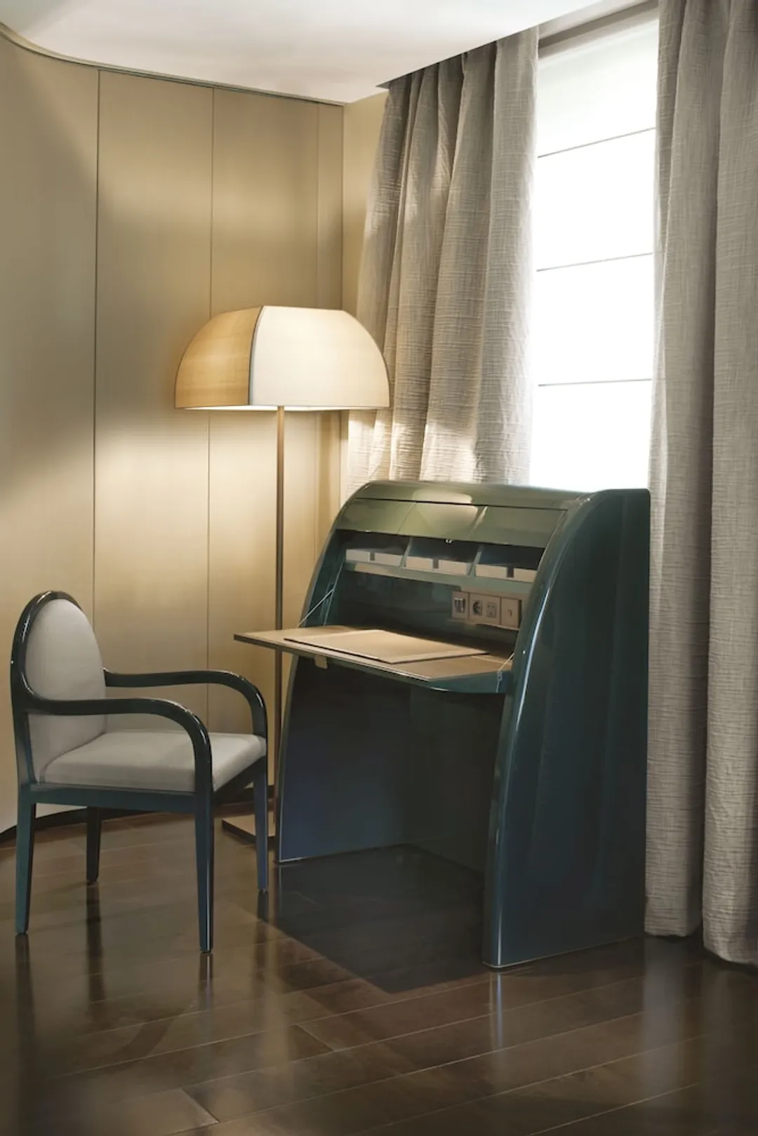 Armani Hotel Milano-Deluxe Room-3