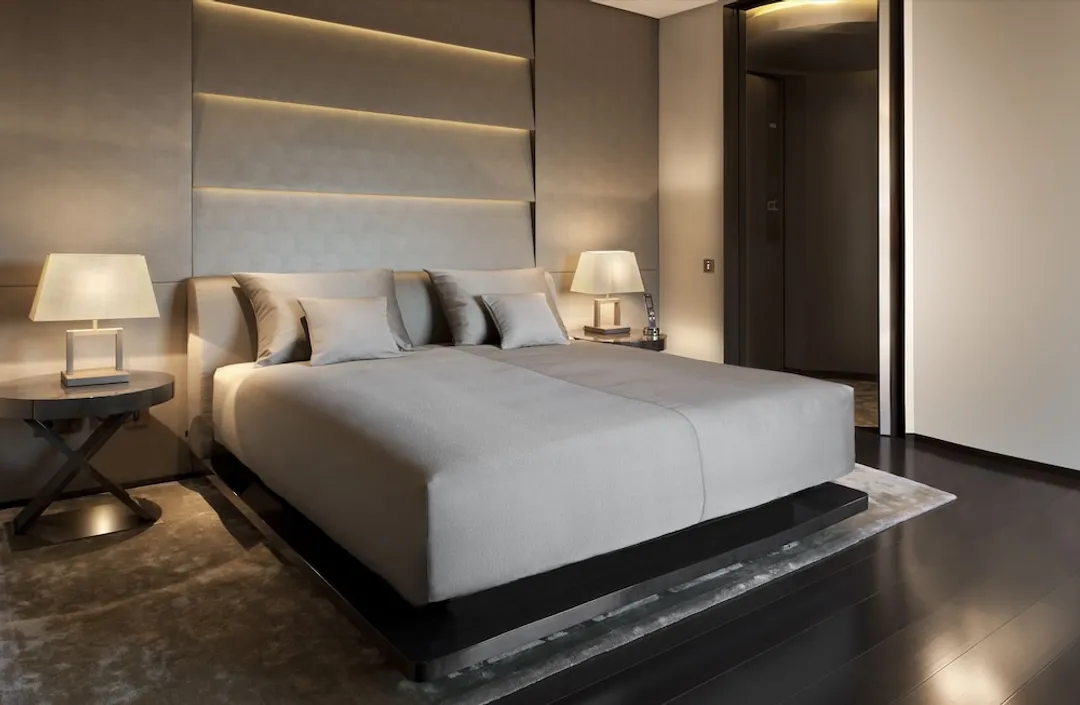 Armani Hotel Milano-Deluxe Room-2