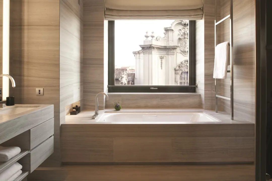 Armani Hotel Milano-Deluxe Room-4