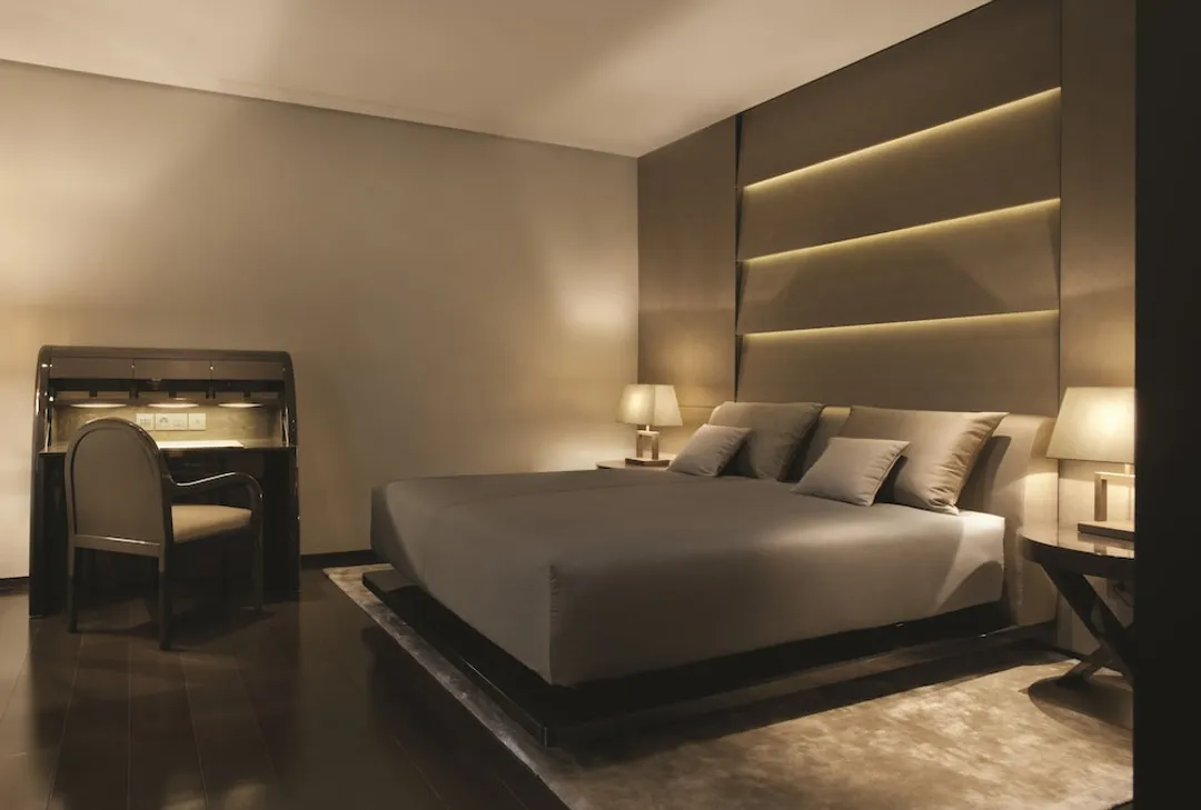 Armani Hotel Milano-Deluxe Room-1