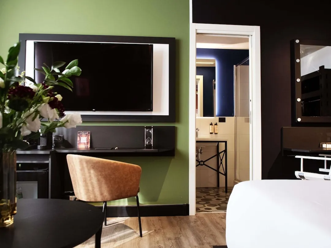 Mercure Roma Cinecittà-Privilege, Room, 1 Double Bed with Sofa bed-3